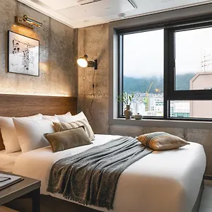 Apartment Urbanstay Boutique Nampo Biff, Busan