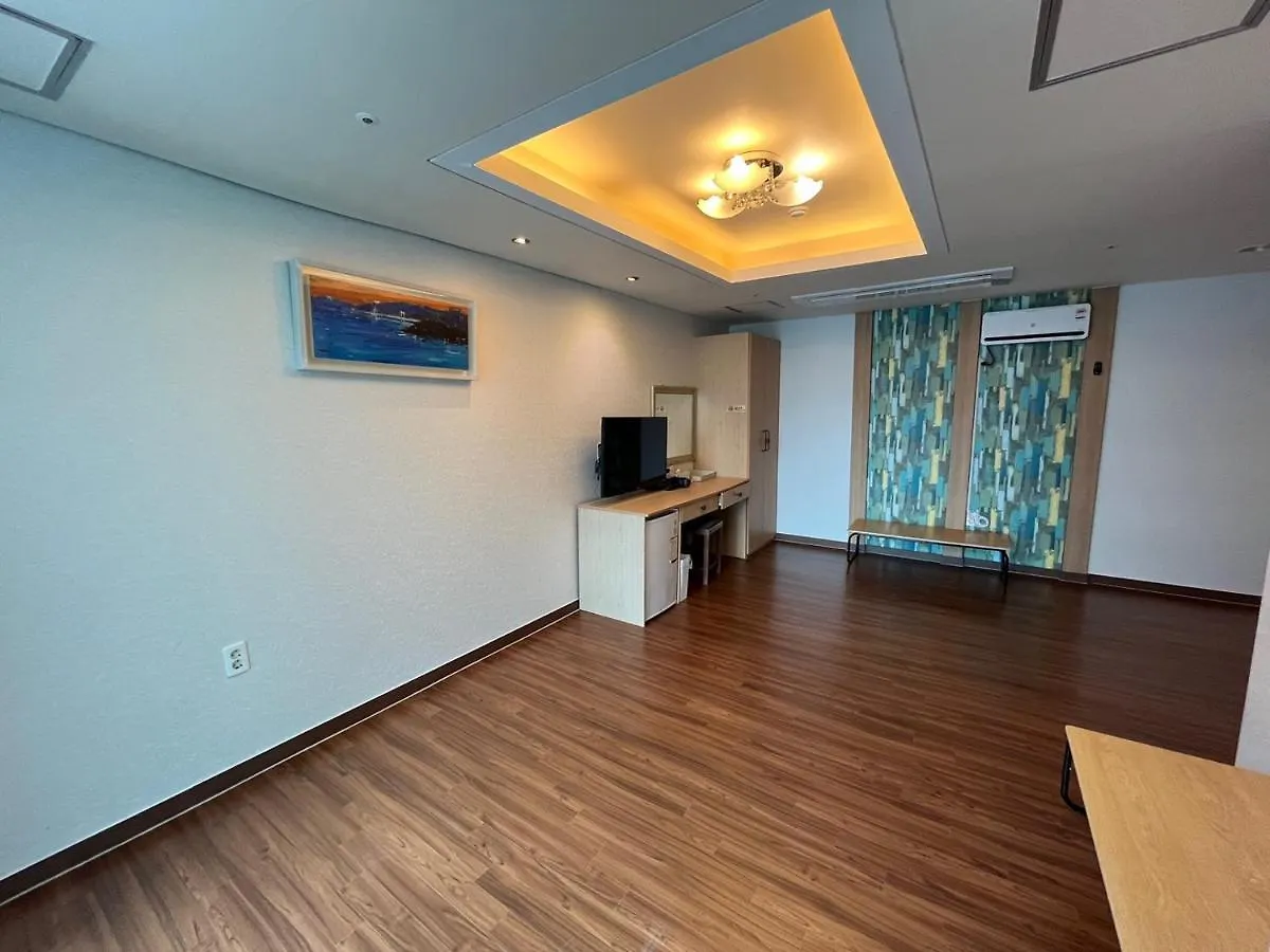 Elysia Boutique Hotel Пусан