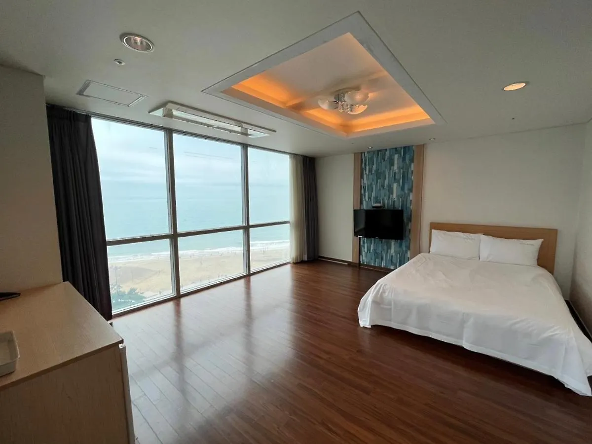 Elysia Boutique Hotel Пусан