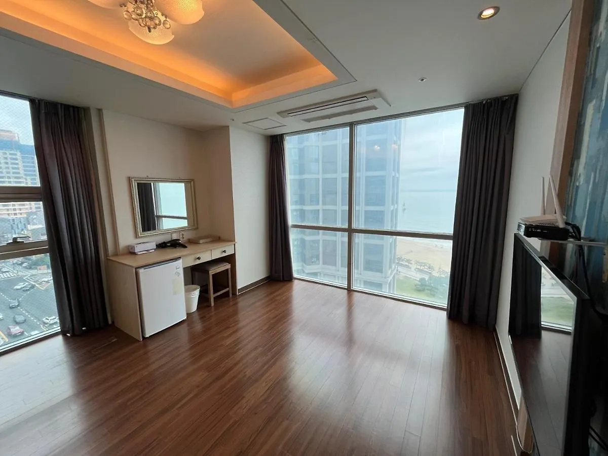 Elysia Boutique Hotel Пусан 2*,  Южная Корея