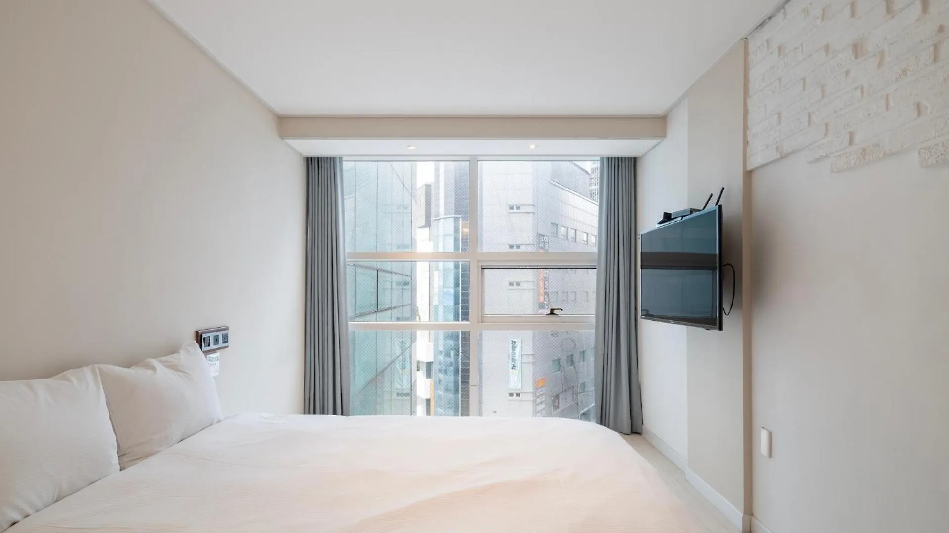 Elysia Boutique Hotel Пусан 2*,